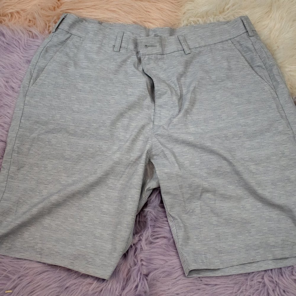 Perry ellis Men's Shorts, 38